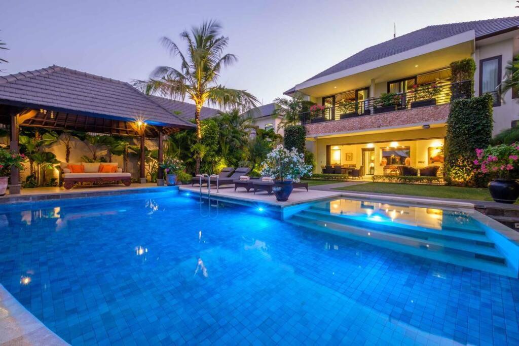 Kejora Beachfront Estate Sanur -Stunning Villa Eleven 外观 照片