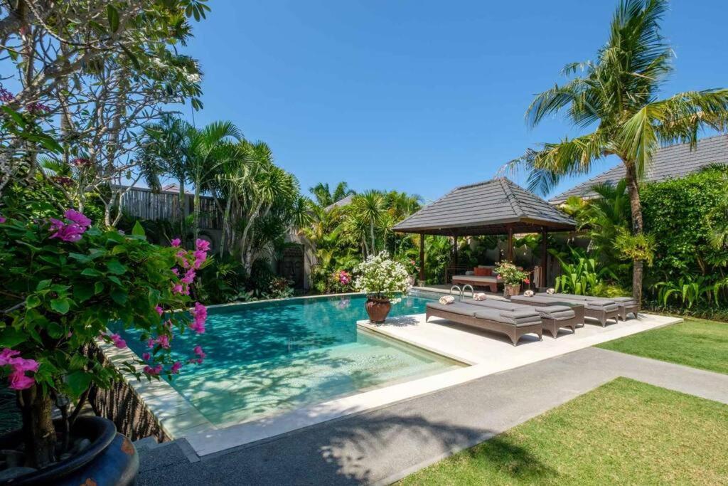 Kejora Beachfront Estate Sanur -Stunning Villa Eleven 外观 照片
